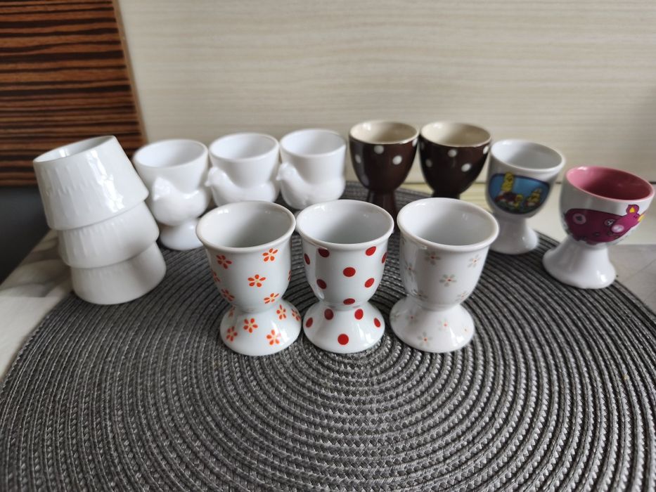 3 porcelanowe kieliszki na jajko
