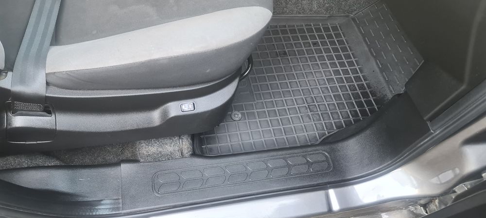 fiat DOBLO MAXI власник