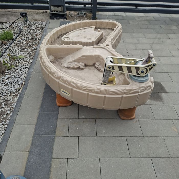Przenośna duża plastikowa piaskownica