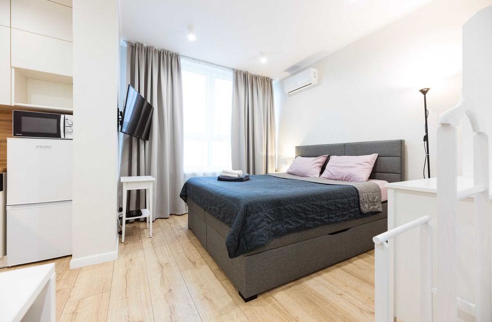 1К квартира люкс студія метро Чернігівська 3 хвил