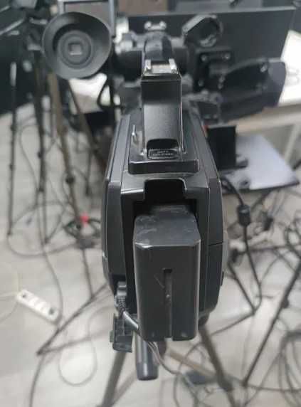 Відео камера професійна Sony HVR-HD1000E