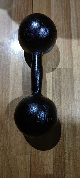 Продам гантели и 4блина