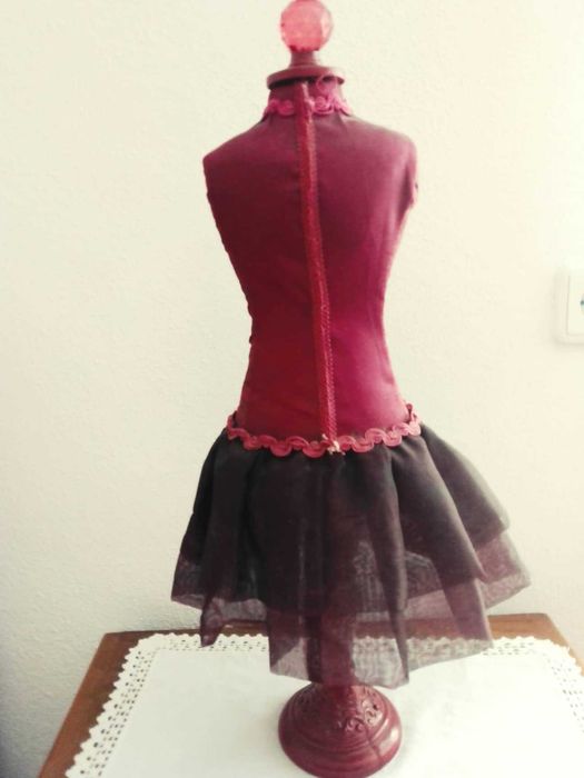 Manequim ( Busto para colares )