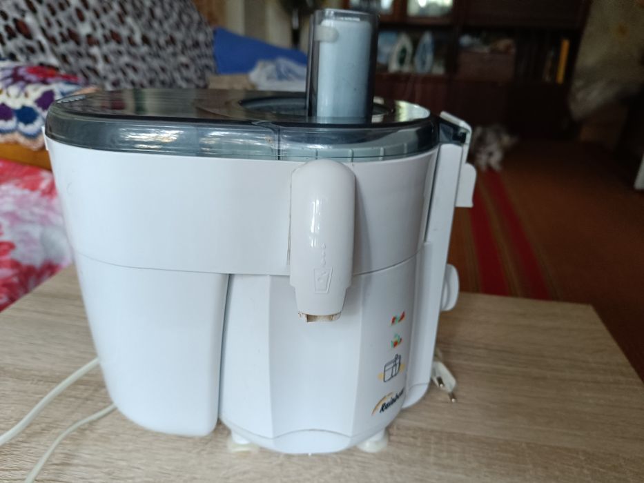 Соковижималка Vitek VT-1601