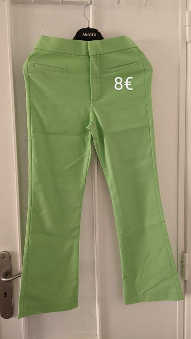 Roupas femininas em perfeito estado