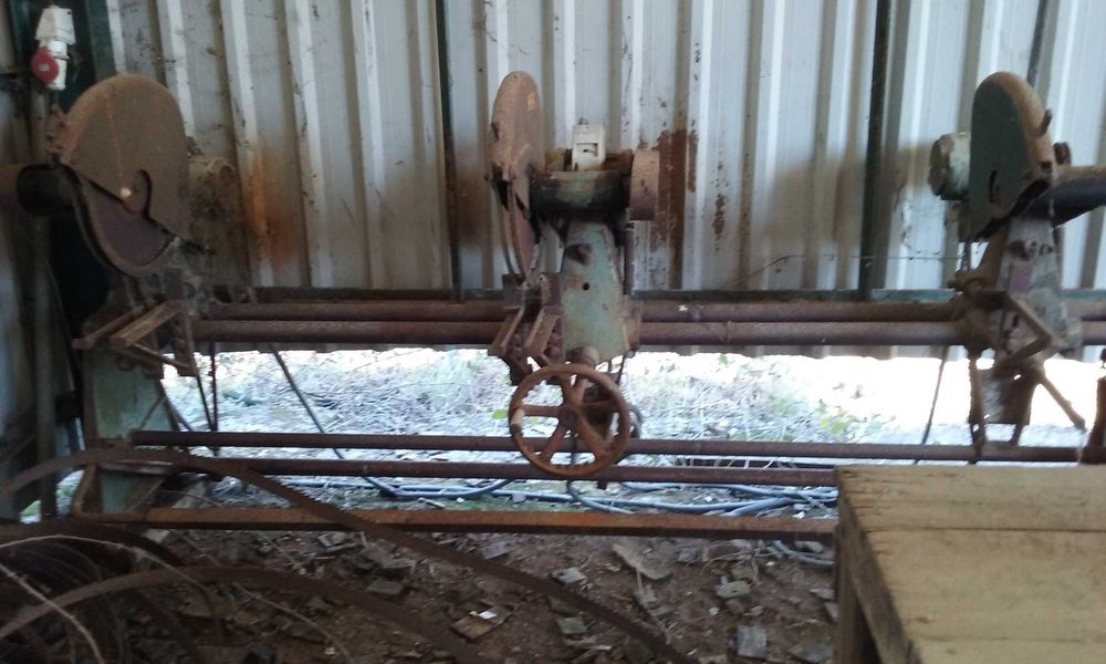 Máquinas de serração, tapetes transportadores de madeira, galgadeiras