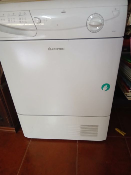 Máquina de secar roupa