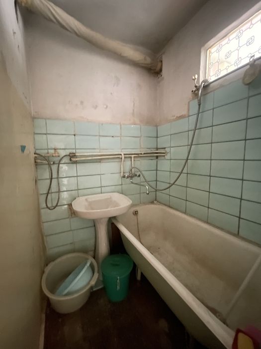 Продаю 2 квартиру  Мира