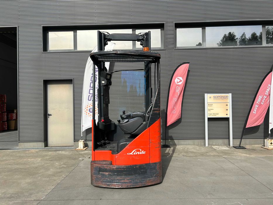 Empilhador Retrátil Linde R14X 1400 Kgs