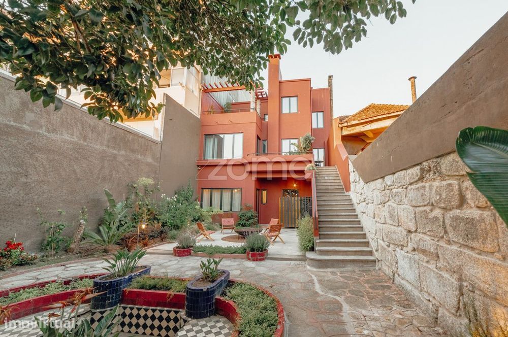 Prédio Art Déco com Alojamento Local no Bonfim, Porto