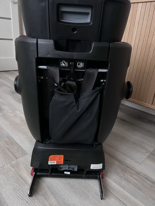 Автокрісло Britax romer advansafix