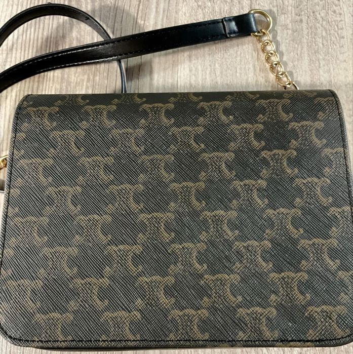 Сумочка кросбоді в стилі Celine