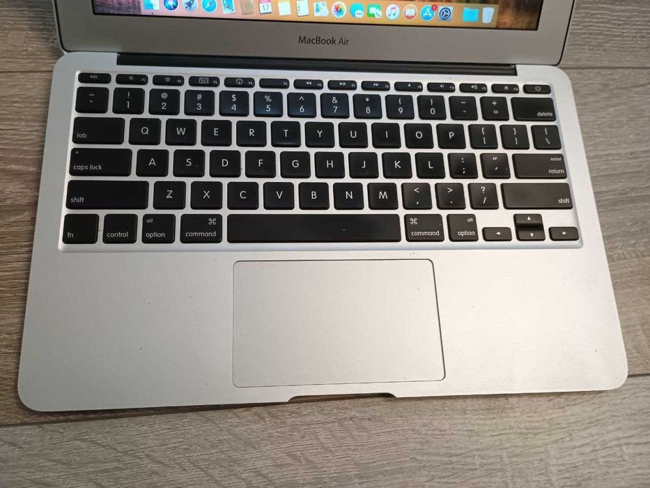 MacBook AIR A1370 с EMC 2393