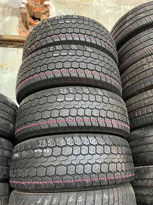 Продам резину 235 65 16 с шиномонтаж выкатка правка диска