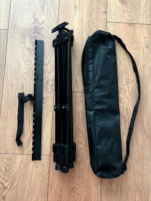 Мольберт-тринога