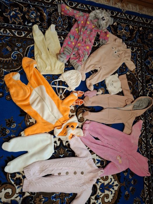 Одяг від 3 місяців до року ,на фото не все