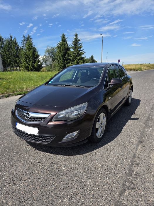 Opel Astra J 2011r