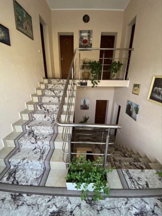 Продаж садиби діючий готель Східниця