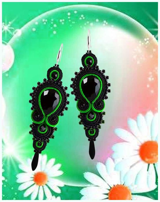 Karnawałowe kolczyki sutaszowe - czerń i połysk