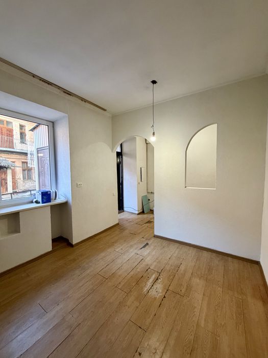 Продаж однокімнатної квартири вул. Стороженка