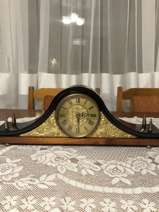 Годинник весна електричний