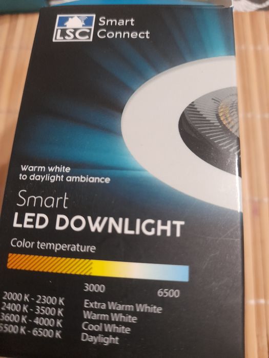 Oprawa ustawna z żarówką Led Gu10 biała