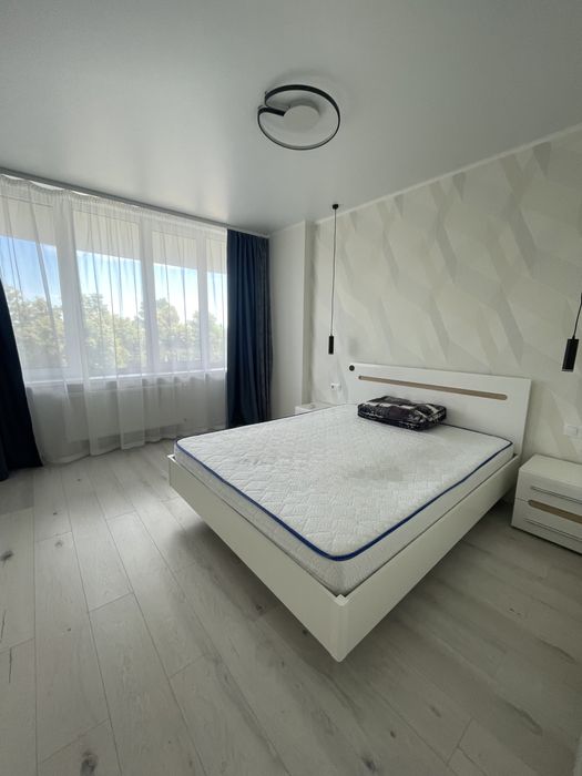 Оренда 2-х кімнатної квартири Центр Новобудова