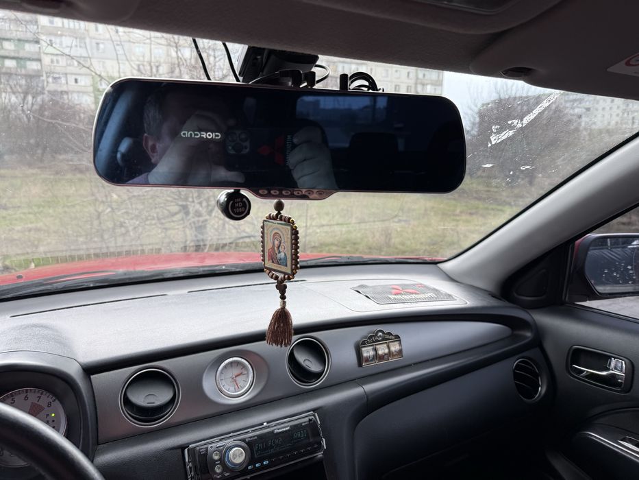 Продаётся Mitsubishi Outlander 2.4