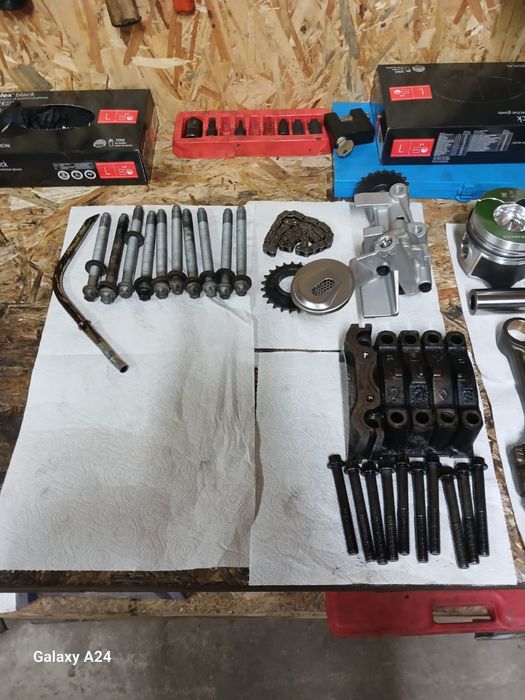 Двигун відкапіталений.1.9 дизель. Трафік,Віваро,Лагуна,Сценік Меган.