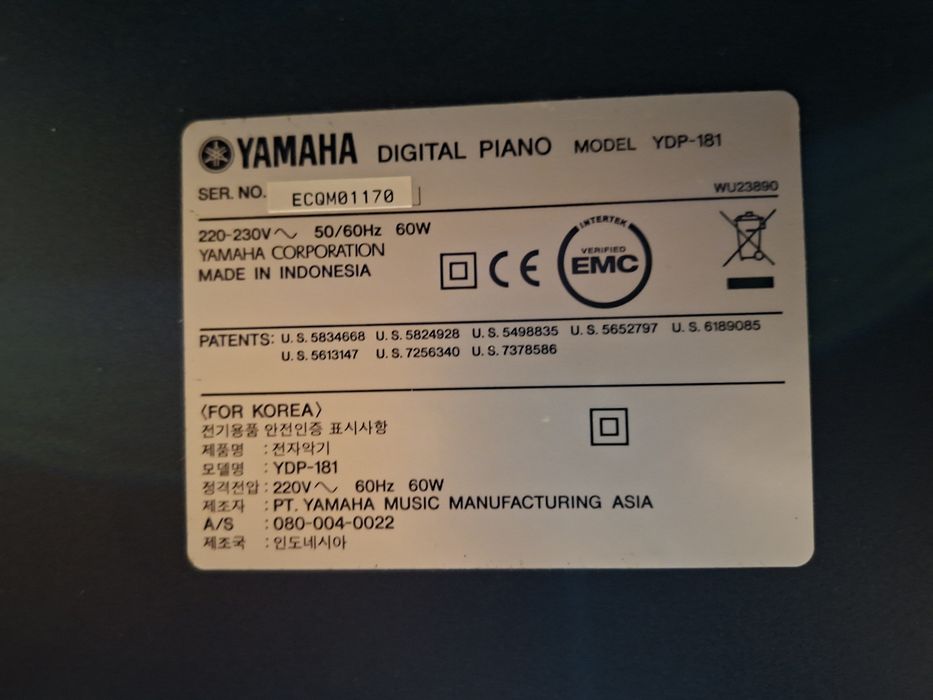 Piano Yamaha Arius YDP-181