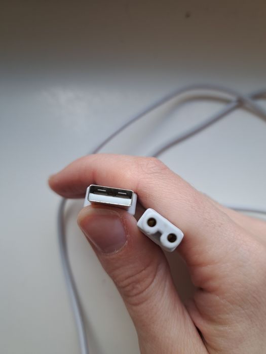C7 ósemka wtyczka usb kabel szary 112cm do ładowania np szczoteczki do zebow ladowarka calkiem nowy