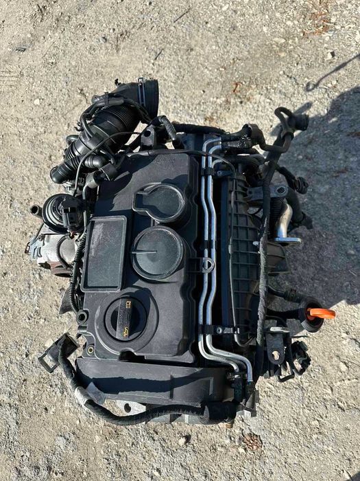 Двигун мотор BMN 2.0 TDI 125 KW Touran Passat насос форсунка Siemens