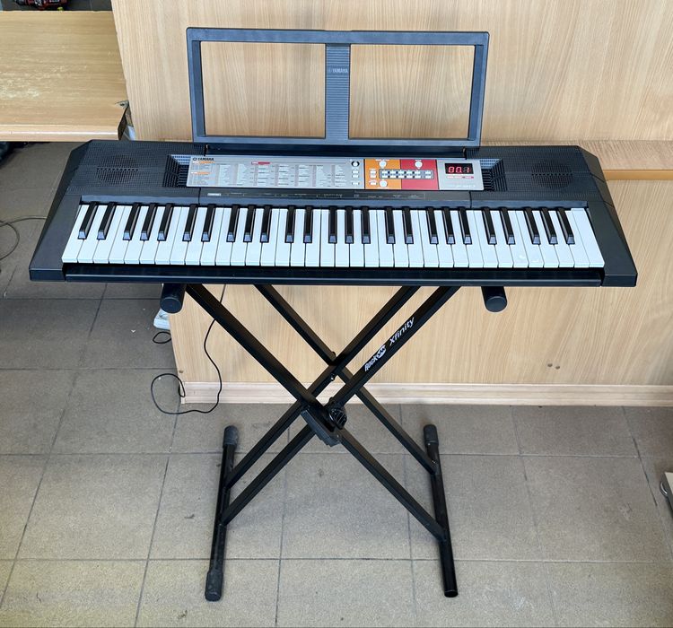 Keyboard YAMAHA PSR-F150 + Stojak / Idealny do nauki gry / Ładny stan