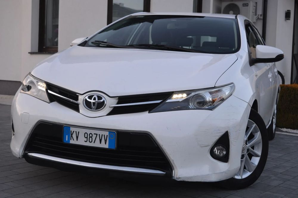 Toyota Auris NAJTAŃSZA_2013/14 Rok_Technicznie_IDEALNA_Pełny ORYGINAŁ_Zajrzyj WARTO