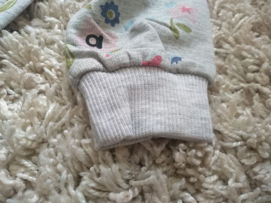 Кофтинка нова.))