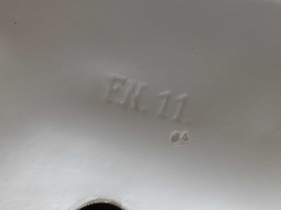 Akt - kąpiąca się, figura Rödental, proj. Fritz Winkler