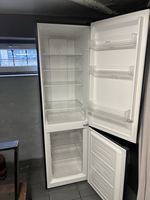 Lodówka Czarna MPM 180Cm No Frost
