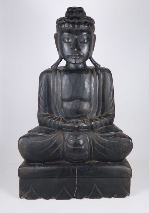 Buda sentado em madeira talhada com 51 cm