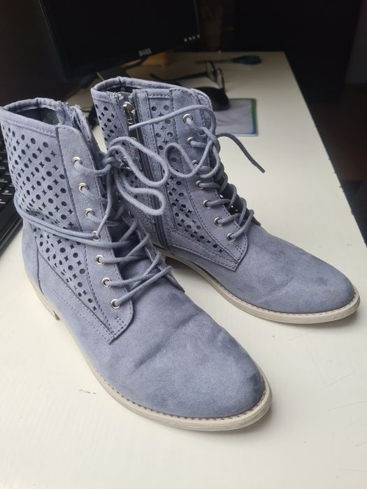 Buty ażurowe za kostkę,zamszowe r.37"Marco Tozzi "