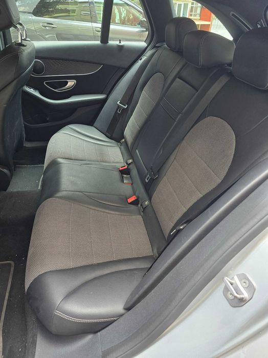 Carrinha Hibrida a gasoleo C300 H, em optimo estado com muitos extras como nova
