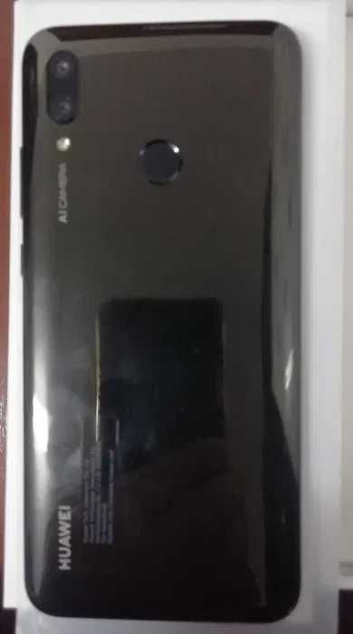 Huawei P Smart phone telemovel