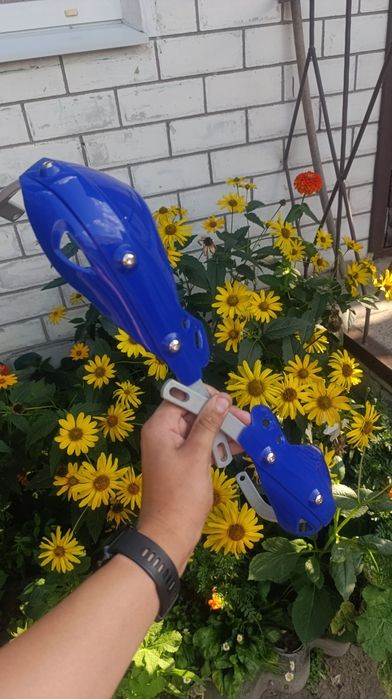 Защита рук на мотоцикл