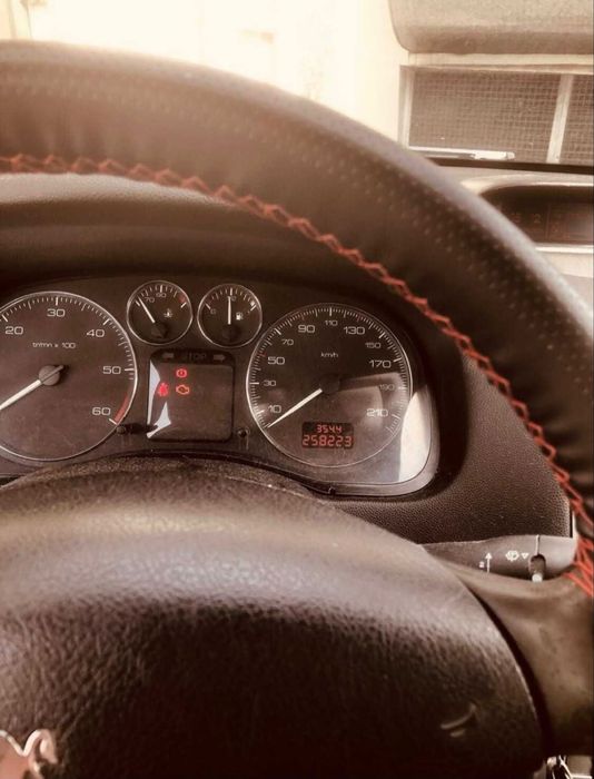Peugeot 307 SW - 7 Lugares (2700€ ate final de agosto)