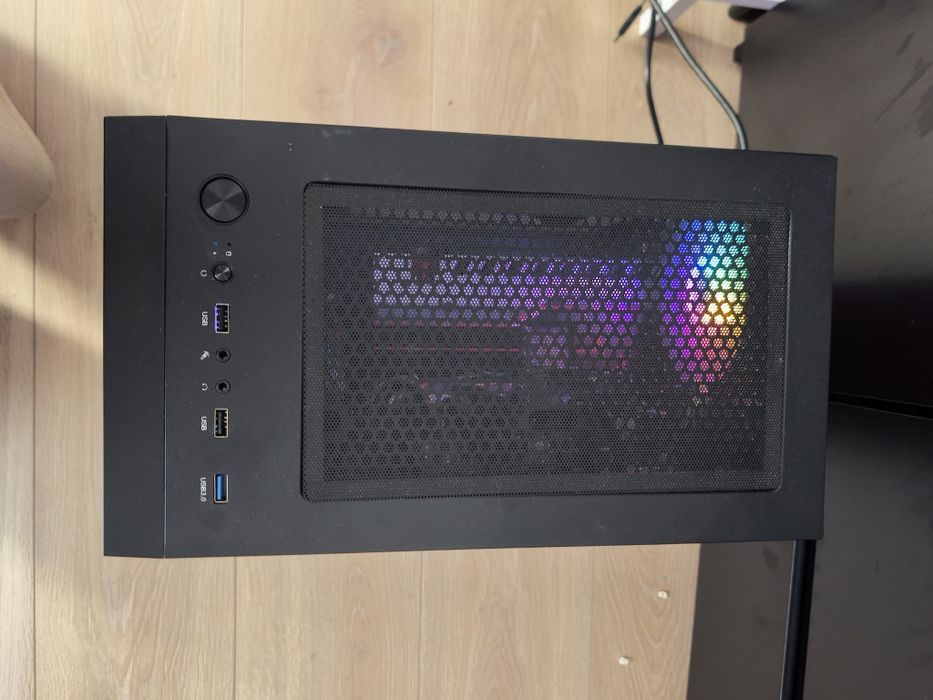 Komputer stacjonarny i5 10th RX 580 4gb 32gb ram