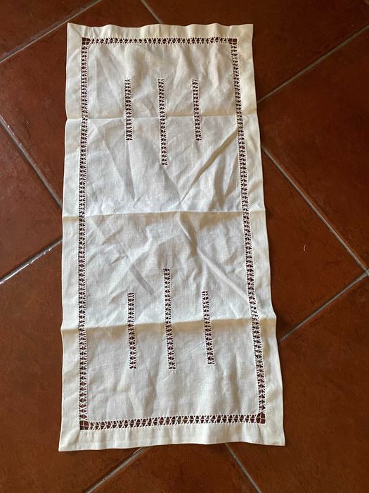 napron antigo branco
