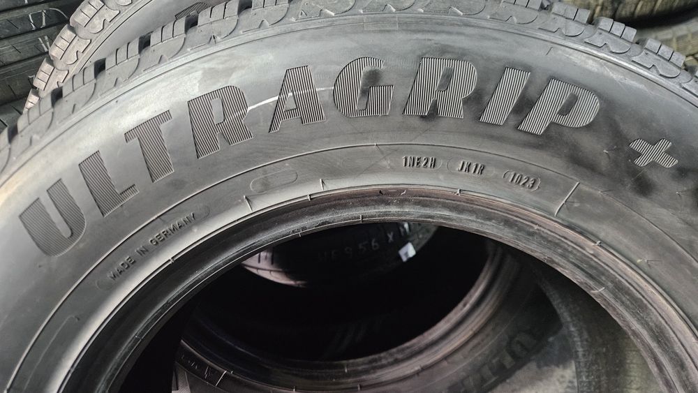 Opony GOOD YEAR 265/65R17 2sztuki