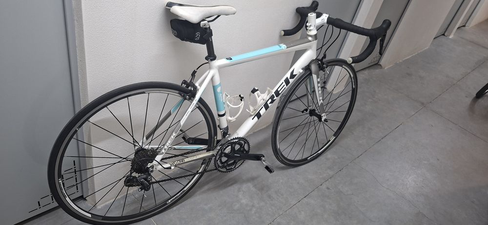Bicicleta Trek estrada