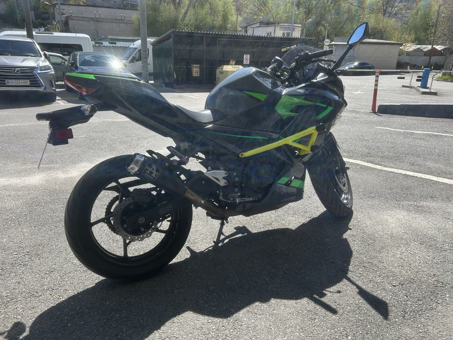 Kawasaki ninja 400 2018