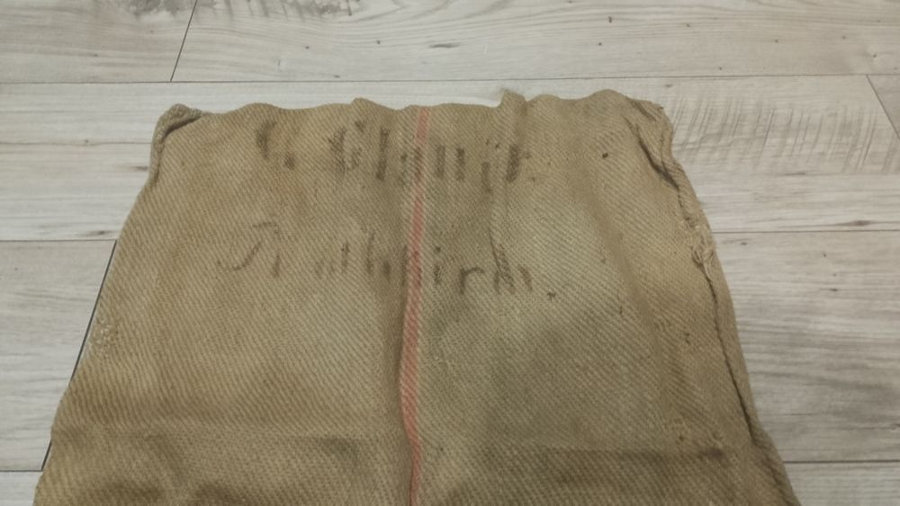 Stary niemiecki worek z napisem