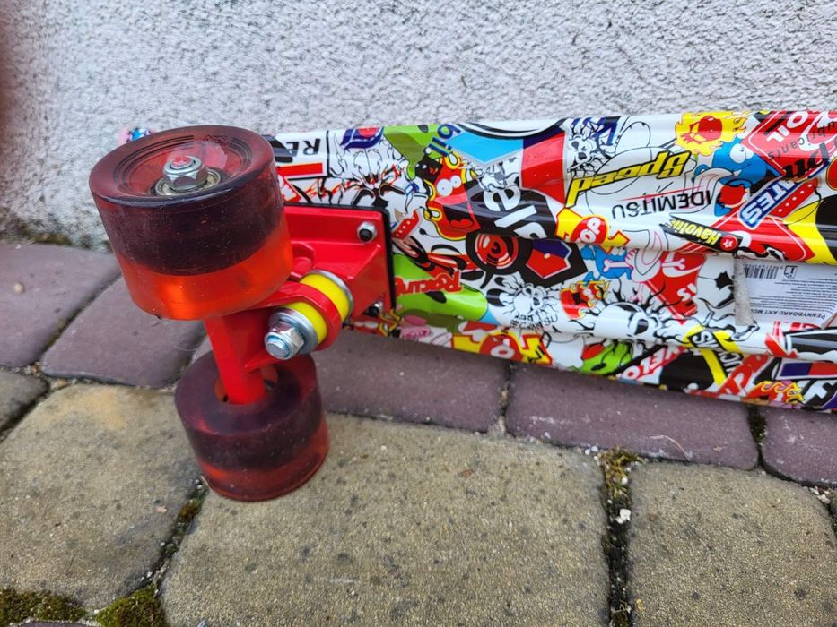 Kolorowa deskorolka dziecięca